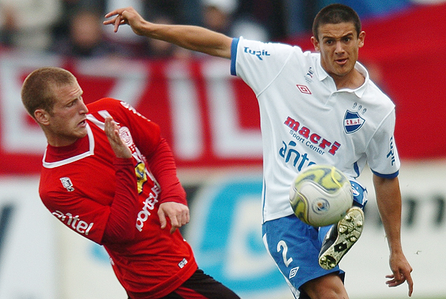 Rentistas-Nacional, sábado a las 15.30 horas en el Estadio Centenario (VTV).