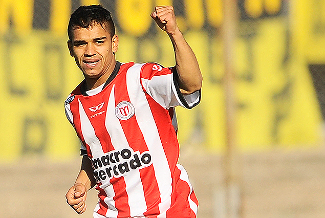El grito de gol de Techera, el "Bicho" darsenero que impactó a Peñarol. 