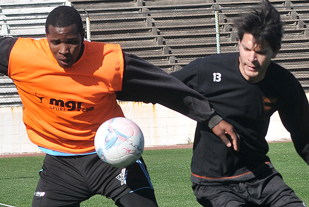 Hugo SIlveira y Santiago González el sábado en el Estadio Luis Tróccoli.