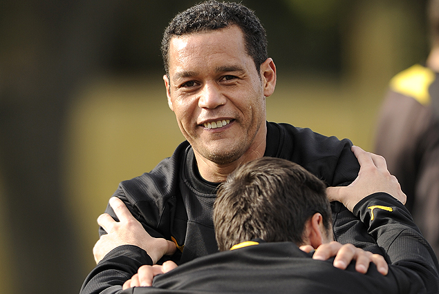 Darío Rodríguez queda habilitado y será titular cuando vuelva la actividad. 