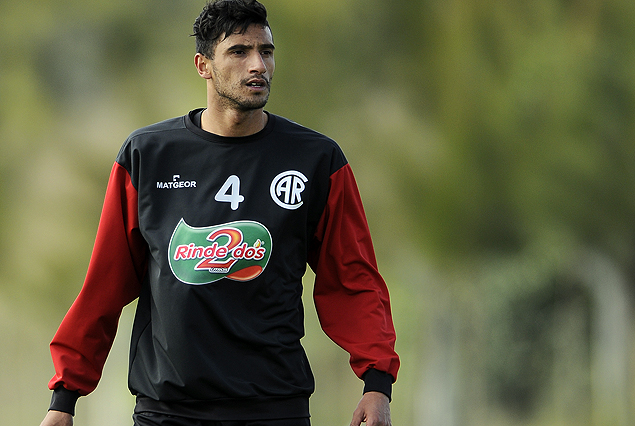 Facundo Moreira se subió a la formación de Rentistas.