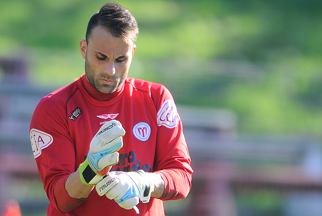 Damián Frascarelli estará al firme en el arco darsenero frente a Nacional.