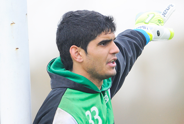 Leandro Gelpi, vuelve a entrar en convocatoria tras la ausencia del fin de semana pasado por cláusula con Peñarol.