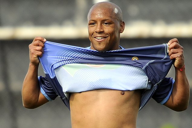 Héctor "Romario" Acuña.