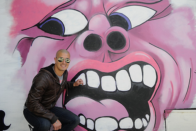 Pablo Lima en la imagen de Tenfield.com, a pura sonrisa, en el presente feliz de Danubio que va por todo. 