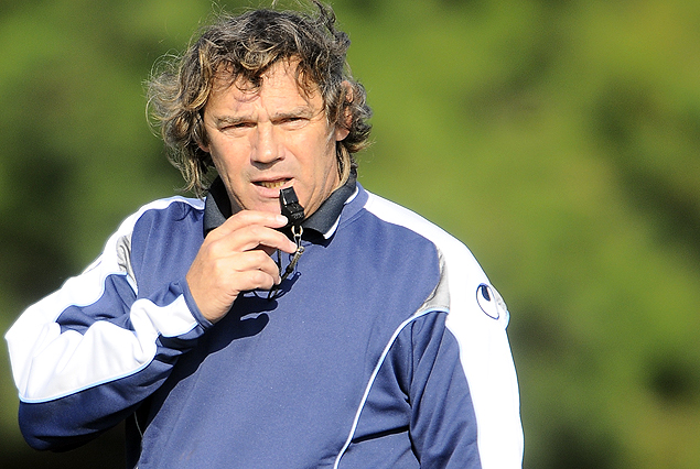 Mario Saralegui, entrenador de Juventud, mantiene el equipo. 