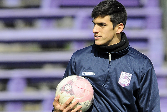 Matías Malvino estará en el once titular violeta en el amistoso del viernes ante Liverpool.