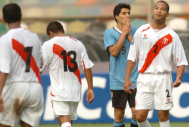 Imagen del último partido jugado en Lima por las Clasificatorias entre Uruguay y Perú. Fue el 5 de setiembre del 2009 y nos vencieron 1:0 con gol de Hernán Rengifo.