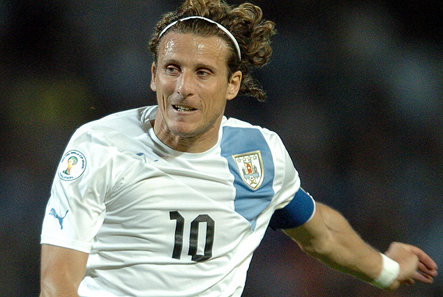 Diego Forlán aseguró que no pensó en cerrar su carrera. 