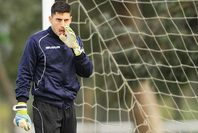 Alberto Eiraldi, custodió el arco cebrita en el entrenamiento vespertino del miércoles en Santa Tita.