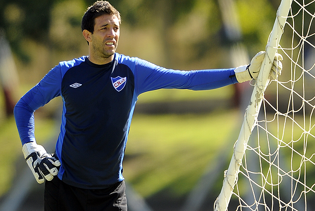 Jorge Bava, entrena normal y vuelve frente a Wanderers.