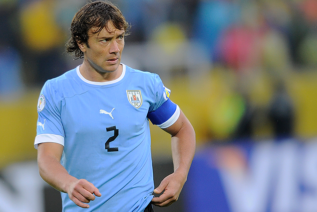 Diego Lugano. capitán de la selección uruguaya.