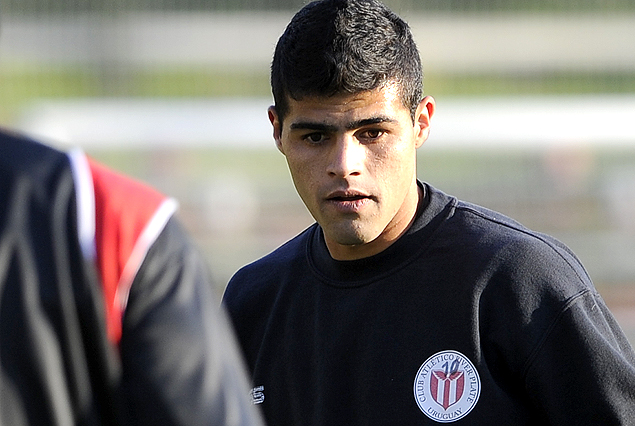 Martín Alaniz se abre espacio en el once de River Plate. 