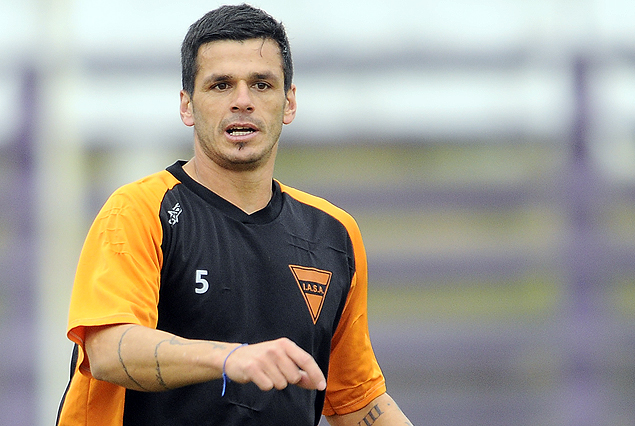 Richard Pellejero en la IASA, frente a Cerro, su ex club.