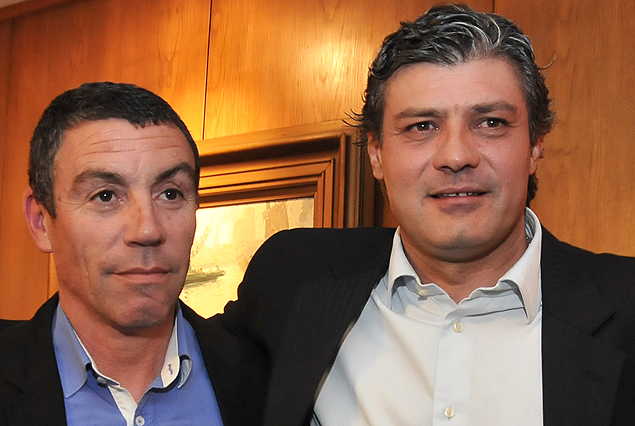 Carlos Sánchez, gerente deportivo, y Jorge "Tito" Goncalvez, ex compañeros en la época de jugadores, hoy juntos en distintas funciones.