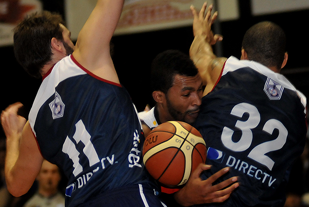 Defensor Sporting consiguió un gran triunfo en Plaza de las Misiones.