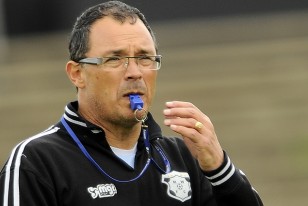 Alfredo Arias, DT de Wanderers.