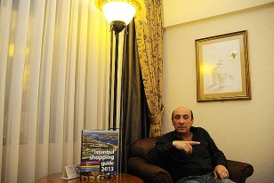 El Director de Desarrollo de la AUF explicando las tareas realizadas dentro de la "Operación Jordania".