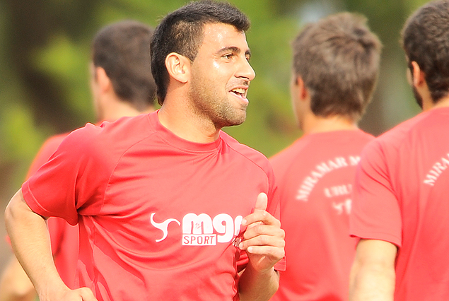 Martín Cardozo titular ante Cerro Largo.