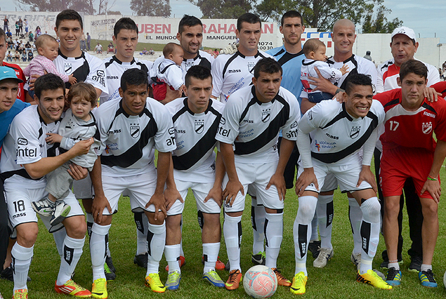 Formación de Danubio, equipo de gran campaña en el Apertura 2013.