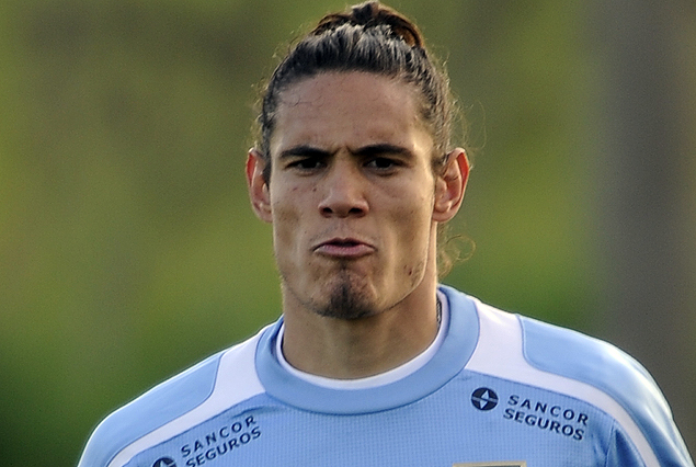 Edinson Cavani, el "Matador", distinguido por FIFA.