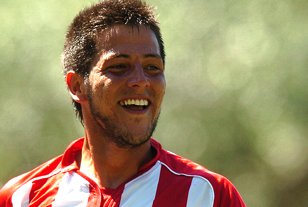 Pablo Olivera, marcó para el Carabobo, su 10° gol y es líder del goleo en Venezuela.