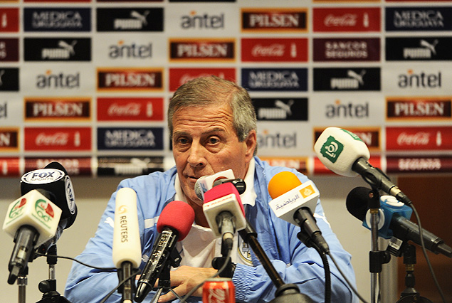 "Esta es una selección que no se preparó para este partido, venimos hace siete años", dijo Ocar Tabárez en conferencia.