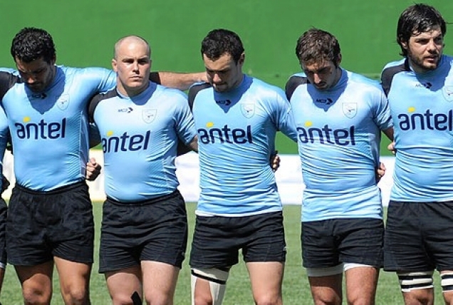 Camigrantes Charruas - SI ES HOYSUPERCLÁSICO DEL FUTBOL URUGUAYO. 15:30  HORA DE URUGUAY, 20:30 HORA DE ESPAÑA POR UN CLÁSICO SIN VIOLENCIA QUIEN  GANA??? AGUANTE LA CELESTEAGUANTE URUGUAY!!!🇺🇾💪