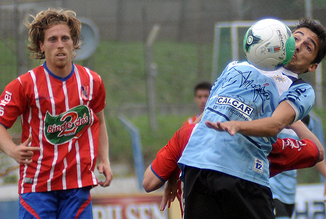 Rocha llegó al Palermo y se llevó los tres puntos, para afirmarse en las posiciones. 