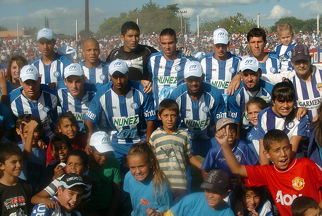 La histórica formación de Cerro Largo que le ganó a Nacional 4 a 2 la tarde del 31 de marzo del 2012, por el Clausura.