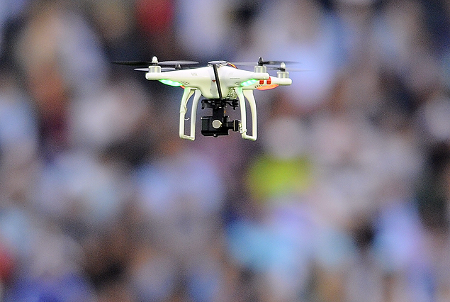 El novedoso helicóptero que porta la cámara GOPRO HD de Tenfield.