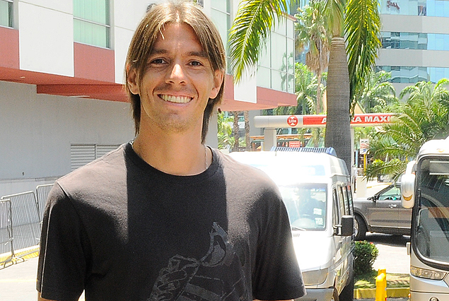 Racing se aseguró volar en el Clausura con la llegada del "Pájaro" Alvaro Alonso.