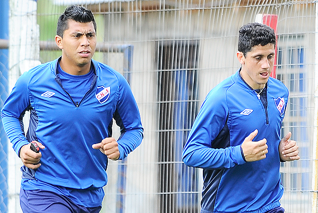 Rinaldo Cruzado y Henry Giménez tendrán minutos en cancha en el amistoso ante Wanderers en Colonia. 
