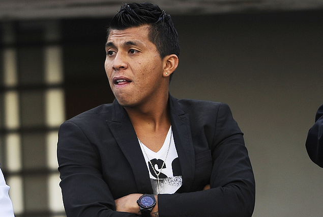 El peruano Rinaldo Cruzado llegó para jugar en Nacional y está en el Estadio Centenario. 