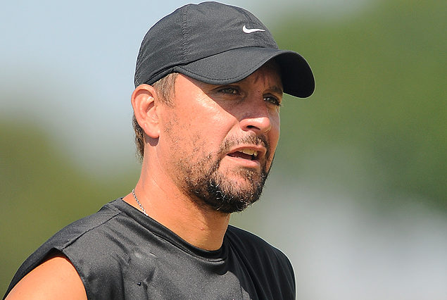 Preparador físico de Liverpool Fabián Díaz.