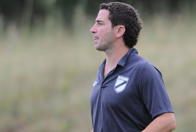 Preparador físico Matías Eijo.