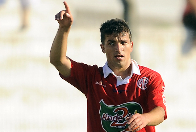 Como lo adelantamos en su momento Gabriel Costa va a jugar en Alianza Lima. Viaja el viernes.