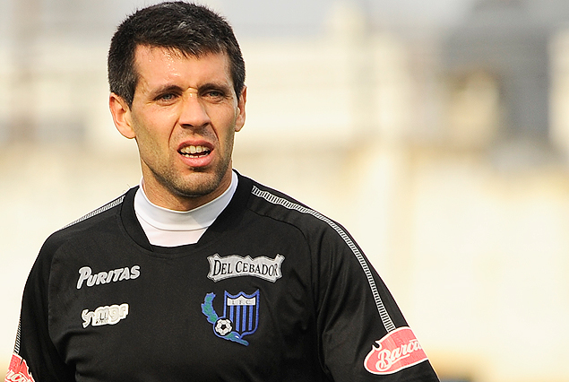 Paulo Pezzolano estará ante Sud América.