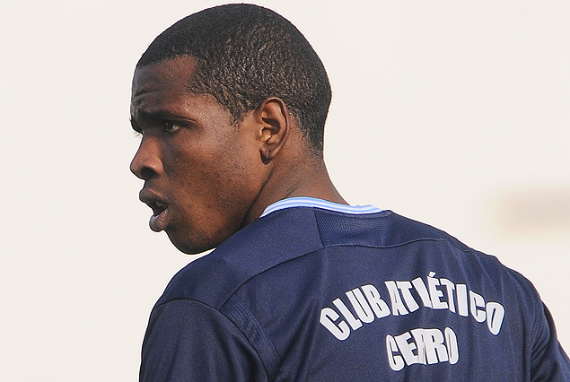 Hugo Silveira anotó el gol cerrense. 