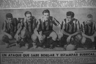 La delantera de Peñarol de 1954 donde Borges fue reubicado por Juan López en la punta derecha, pasando Abbadie como No. 10 Completaban la línea Hohberg, Galván y en este caso el argentino Romay que jugó en los aurinegros desde 1952. Alternaba con Míguez.