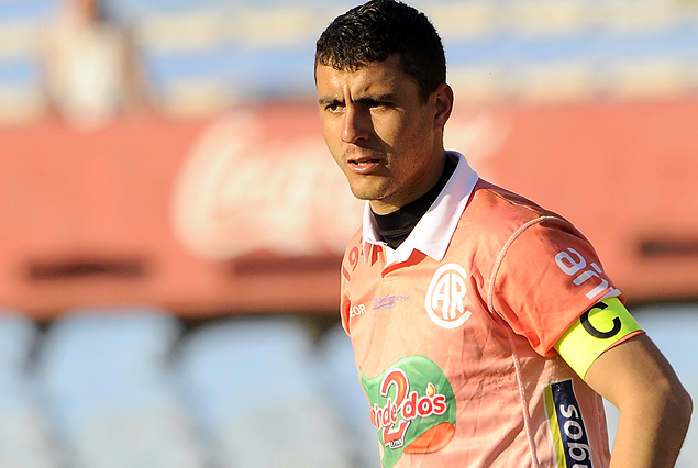 Guillermo Reyes cumplió con el partido de sanción pendiente y vuelve al arco de Rentistas el domingo ante Nacional.