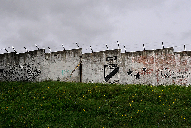 El muro de Jardines en la Tribuna de la palmera será inspeccionado para confirmar la habilitación. 