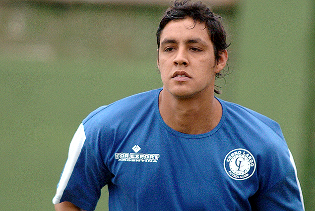 Cerro Largo espera la habilitación de Leonardo Rivero.
