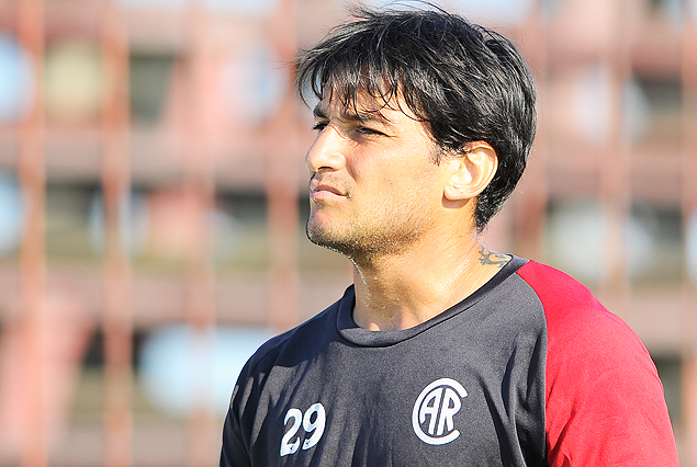 Miguel Márquez será titular en Rentistas. 