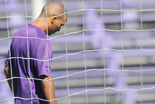 Mario Regueiro deberá estar tres semanas al margen por distensión muscular.