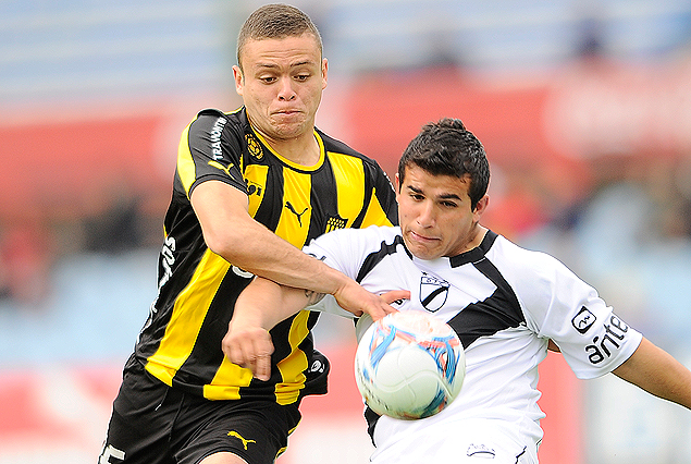 Danubio recibe a Peñarol en Jardines el sábado 17.30 hs. (VTV)