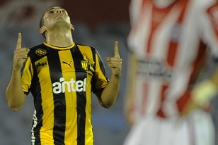 Mauro Fernández puso el grito en el cielo en la conquista que empató el partido.  