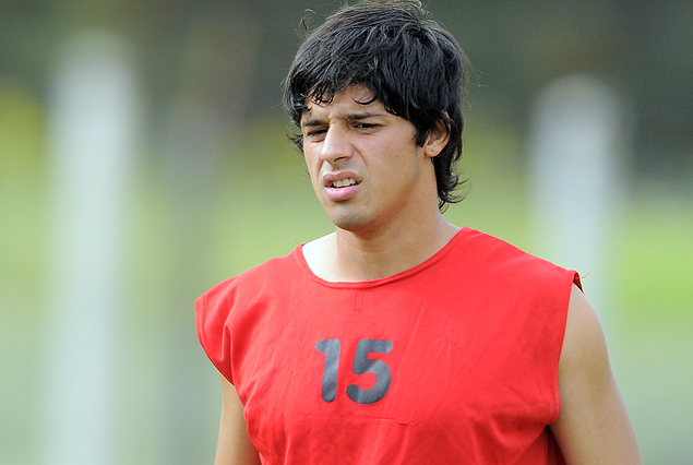 Gastón Martínez se integra a la formación titular de El Tanque Sisley.