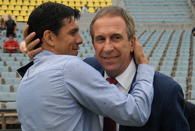 Mauricio Larriera y Gerardo Pelusso, abrazo entre amigos.