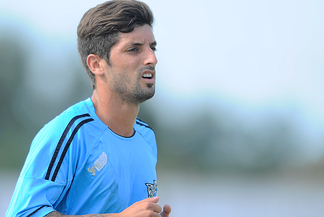 Pablo Caballero en el albiceleste que juega el sábado en el Franzini.